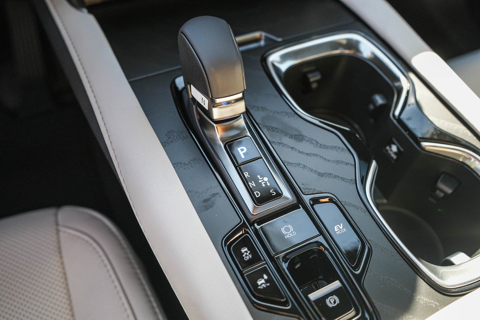 New 2026 Lexus RX 350h AWD/4WD image 19