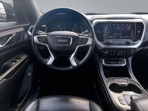 Used 2023 GMC Acadia SLT AWD/4WD image 5