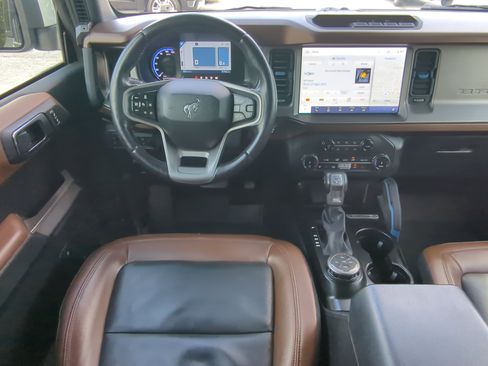 Used 2022 Ford Bronco Outer Banks AWD/4WD image 14