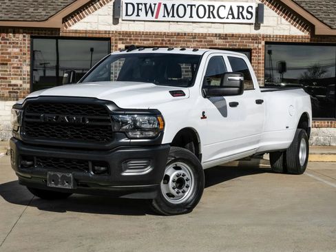 Used 2023 RAM 3500 Tradesman AWD/4WD image 2