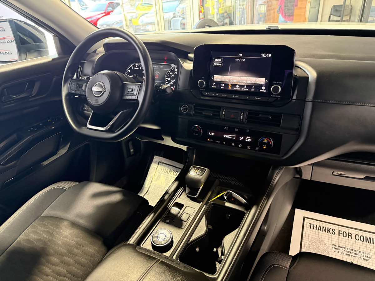 Used 2024 Nissan Pathfinder S AWD/4WD image 51