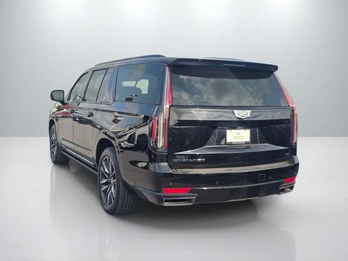 Used 2021 Cadillac Escalade ESV Sport Platinum RWD image 7