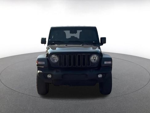 Used 2025 Jeep Wrangler Unlimited Sport AWD/4WD image 3