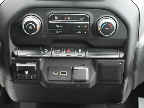 Used 2021 Chevrolet Silverado 1500 Custom Trail Boss AWD/4WD image 16