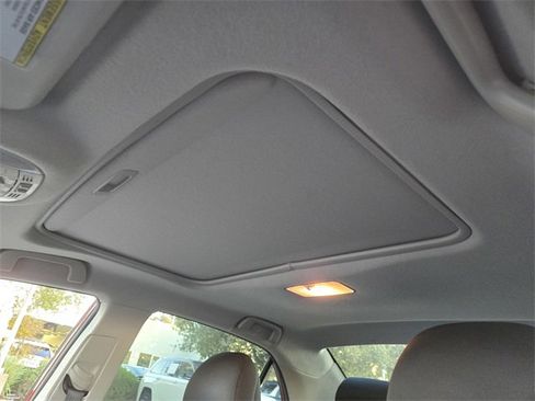 Used 2011 Toyota Corolla S image 13