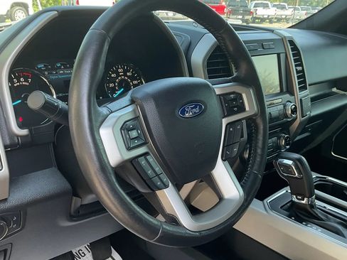 Used 2018 Ford F150 Lariat w/ Equipment Group 502A Luxury AWD/4WD image 28