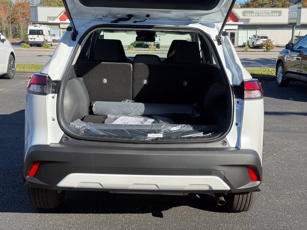 New 2026 Toyota Corolla Cross LE AWD/4WD image 5
