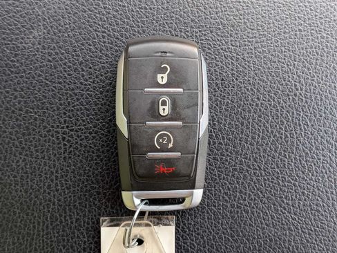 Used 2021 RAM 1500 Big Horn AWD/4WD image 33