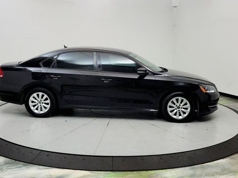 Used 2012 Volkswagen Passat 2.5 S FWD image 4