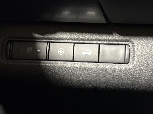 Used 2022 Nissan Pathfinder SL image 19