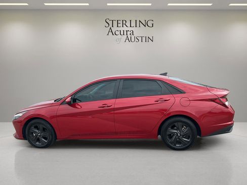 Used 2022 Hyundai Elantra SEL image 8