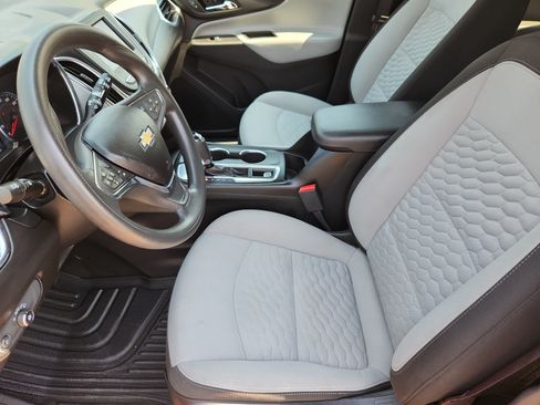 Used 2020 Chevrolet Equinox LT FWD image 9