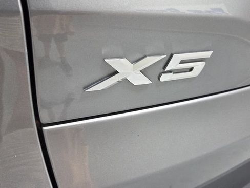 Used 2024 BMW X5 xDrive40i w/ Premium Package AWD/4WD image 11