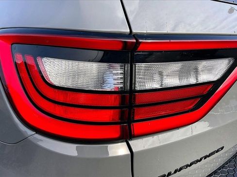 Used 2021 Dodge Durango SXT image 31