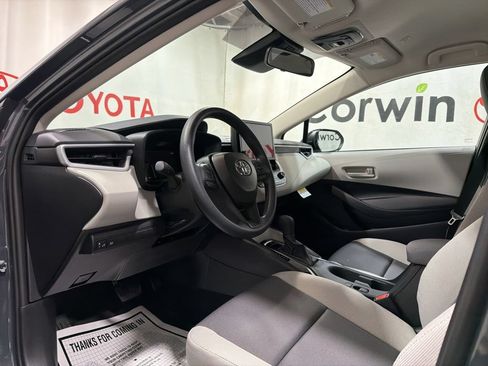 Used 2026 Toyota Corolla LE FWD image 23