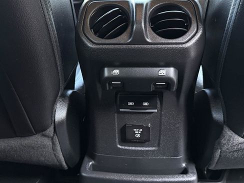 Used 2023 Jeep Wrangler Unlimited Sahara w/ Cold Weather Group AWD/4WD image 38
