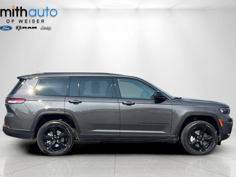 Used 2025 Jeep Grand Cherokee L Altitude AWD/4WD image 4