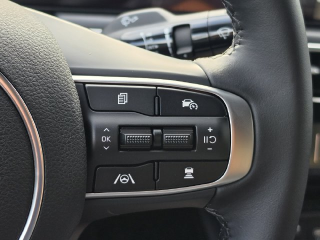 New 2027 Kia K5 GT-Line FWD image 18