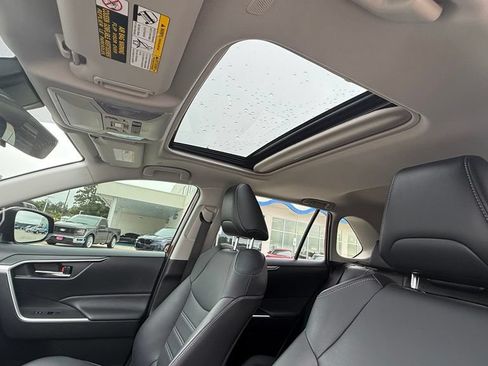Used 2023 Toyota RAV4 XLE Premium FWD image 19
