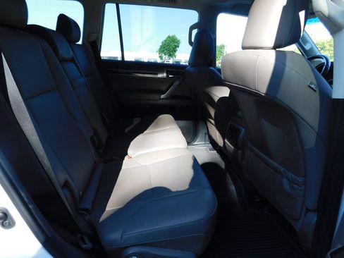 Used 2023 Lexus GX 460 Premium w/ Premium Package AWD/4WD image 5