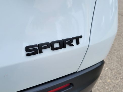 Certified 2023 Honda HR-V Sport image 6