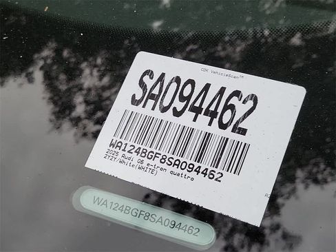 New 2025 Audi Q6 e-tron Premium Plus image 29