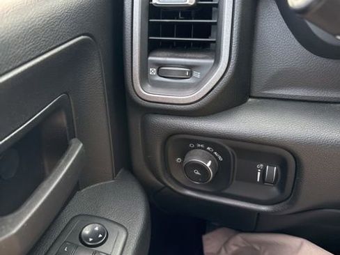 Used 2021 RAM 2500 Tradesman image 29