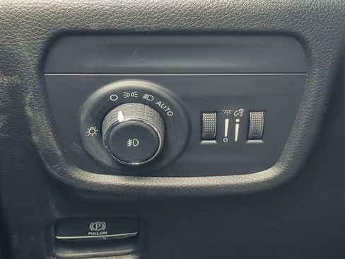 New 2026 Jeep Grand Cherokee Limited RWD image 30