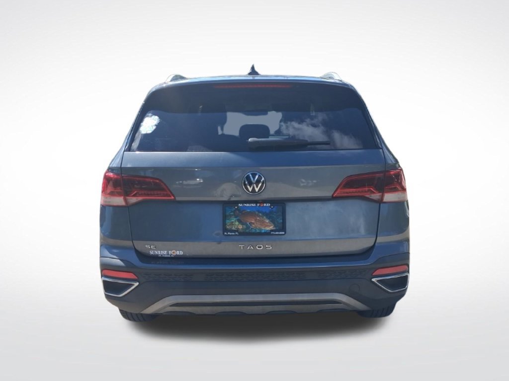 Certified 2022 Volkswagen Taos SE FWD image 7