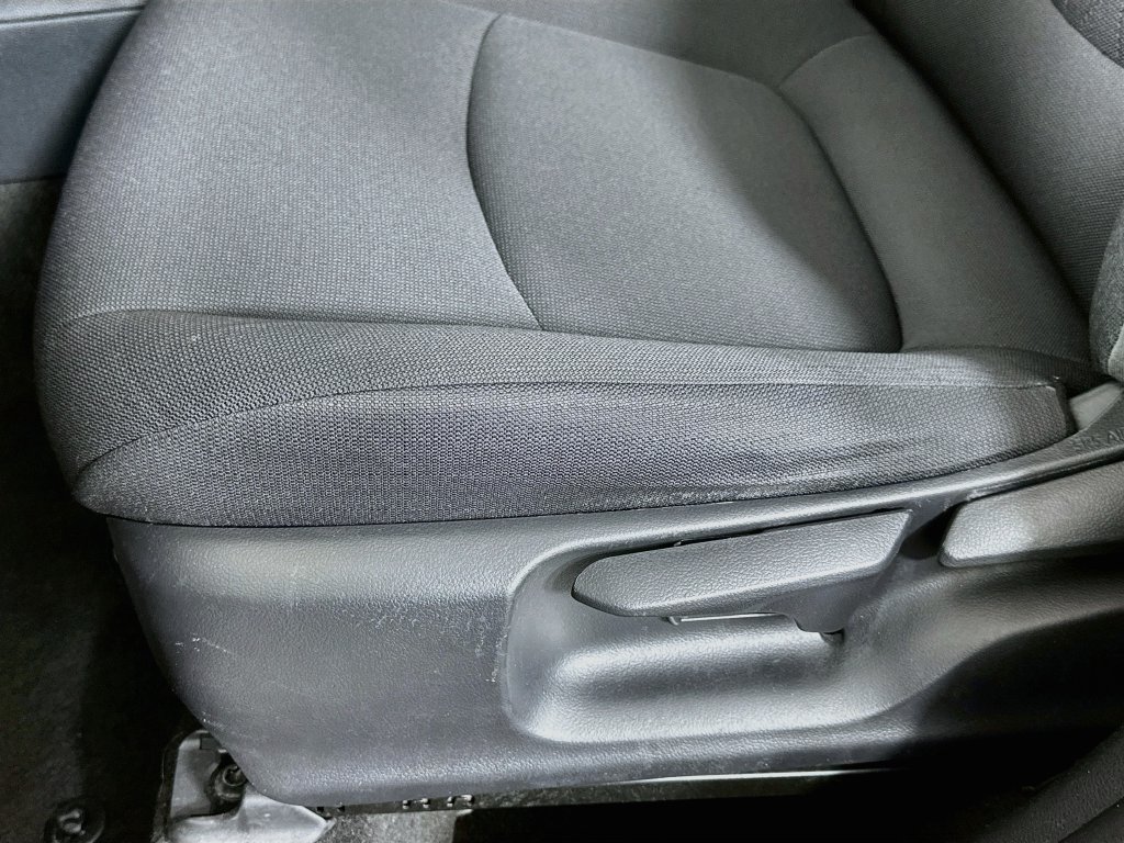 Used 2023 Toyota Corolla Cross LE FWD image 20