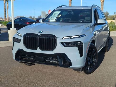 New 2026 BMW X7 xDrive40i w/ M Sport Package image 3