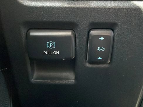 Used 2021 Ford F150 Raptor AWD/4WD image 18