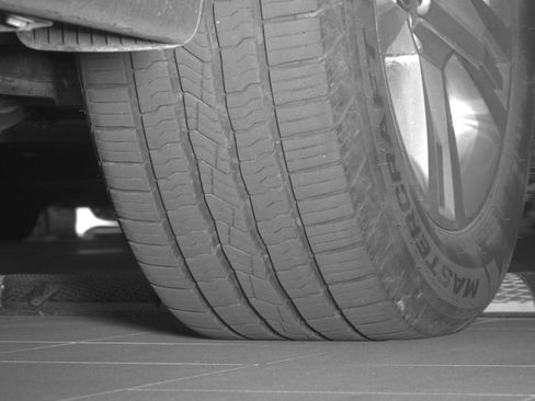 Used 2018 Chevrolet Silverado 1500 Custom w/ Custom Value Package image 12