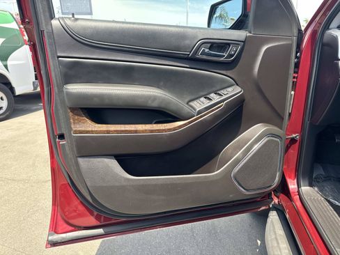 Used 2016 Chevrolet Suburban LS w/ Max Trailering Package RWD image 19