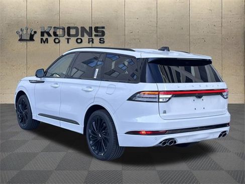 New 2026 Lincoln Aviator Reserve w/ Jet Appearance Package image 3