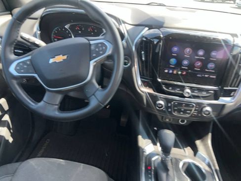 Used 2023 Chevrolet Traverse LT FWD image 11