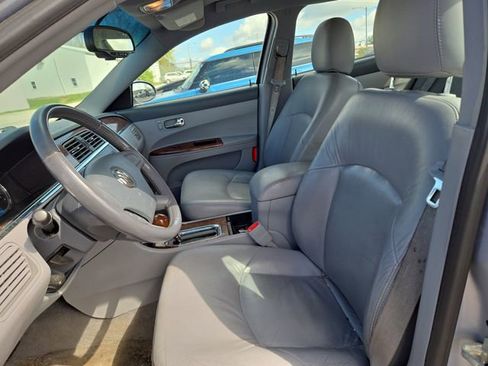 Used 2006 Buick LaCrosse CXL w/ Driver Confidence Package FWD image 19