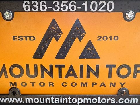 Used 2012 Toyota FJ Cruiser 2WD w/ Convenience Pkg image 28
