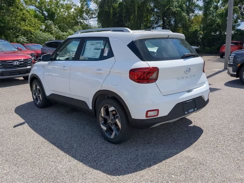 New 2026 Hyundai Venue SEL image 4