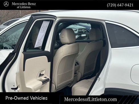 Used 2025 Mercedes-Benz GLA 250 4MATIC image 18