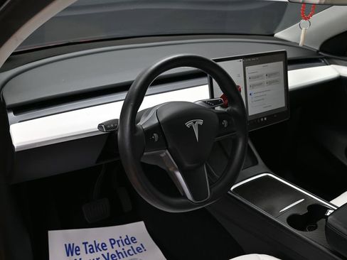 Used 2023 Tesla Model Y Long Range AWD/4WD image 22