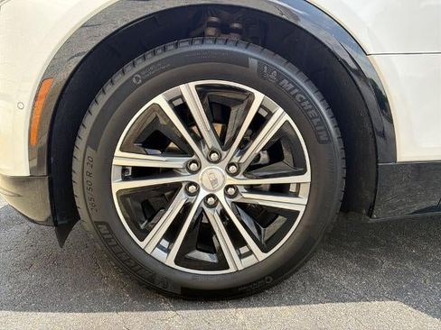 Used 2024 Cadillac Lyriq Luxury RWD image 11