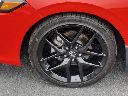 Used 2024 Honda Civic Sport image 8