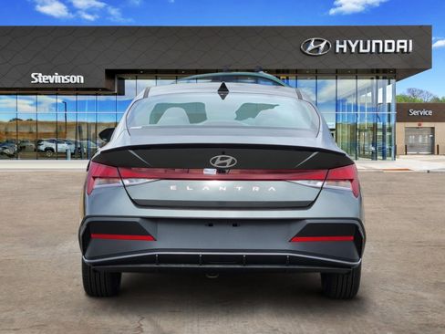 New 2026 Hyundai Elantra Sport FWD image 3