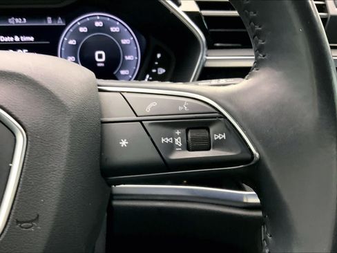 Used 2020 Audi Q3 2.0T Premium Plus w/ Premium Plus Package AWD/4WD image 25