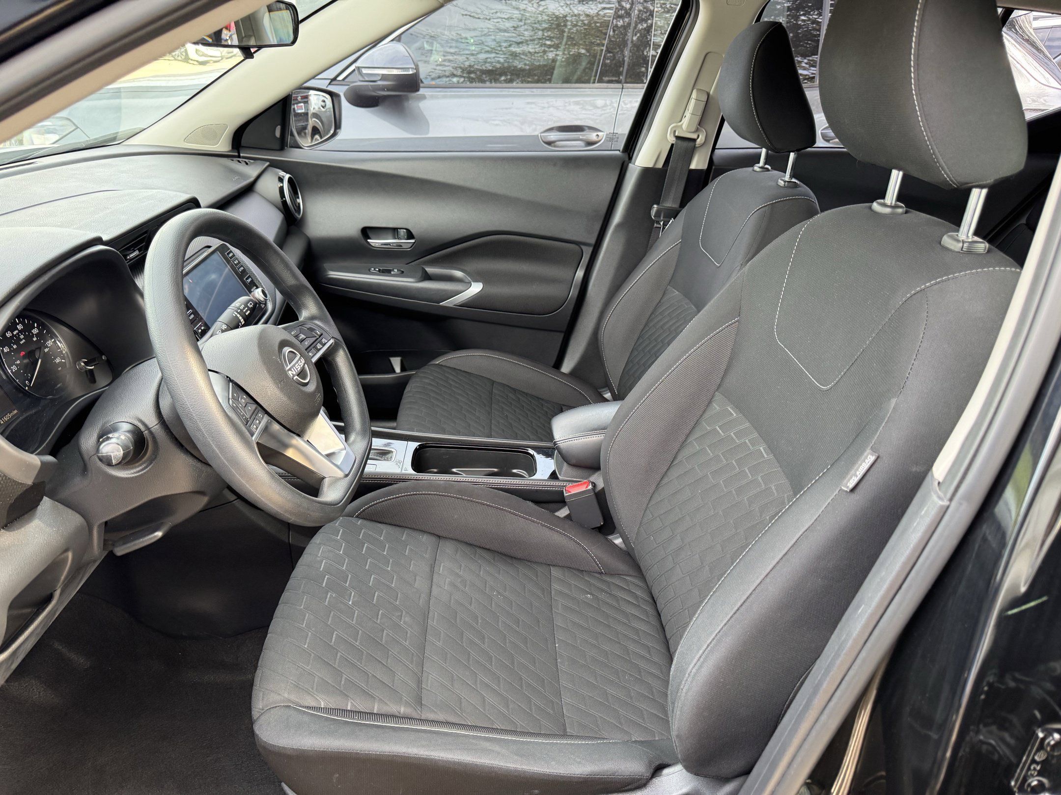 Used 2023 Nissan Kicks SV w/ Exterior Package FWD image 9