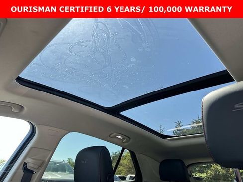 Certified 2023 Buick Envision Essence w/ Sport Touring Package AWD/4WD image 23