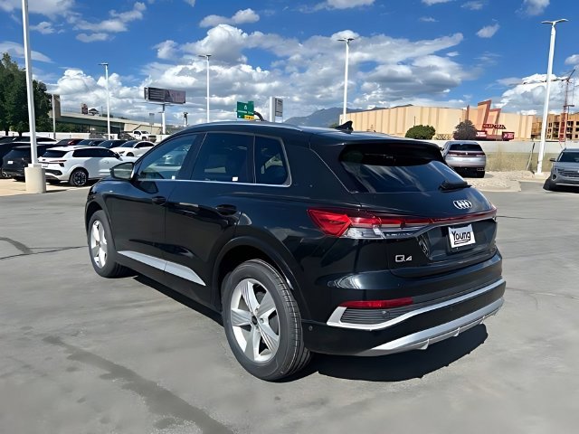 Used 2023 Audi Q4 e-tron Premium Plus w/ Premium Plus AWD/4WD image 5
