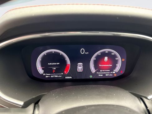 Used 2025 Acura MDX A-Spec image 10