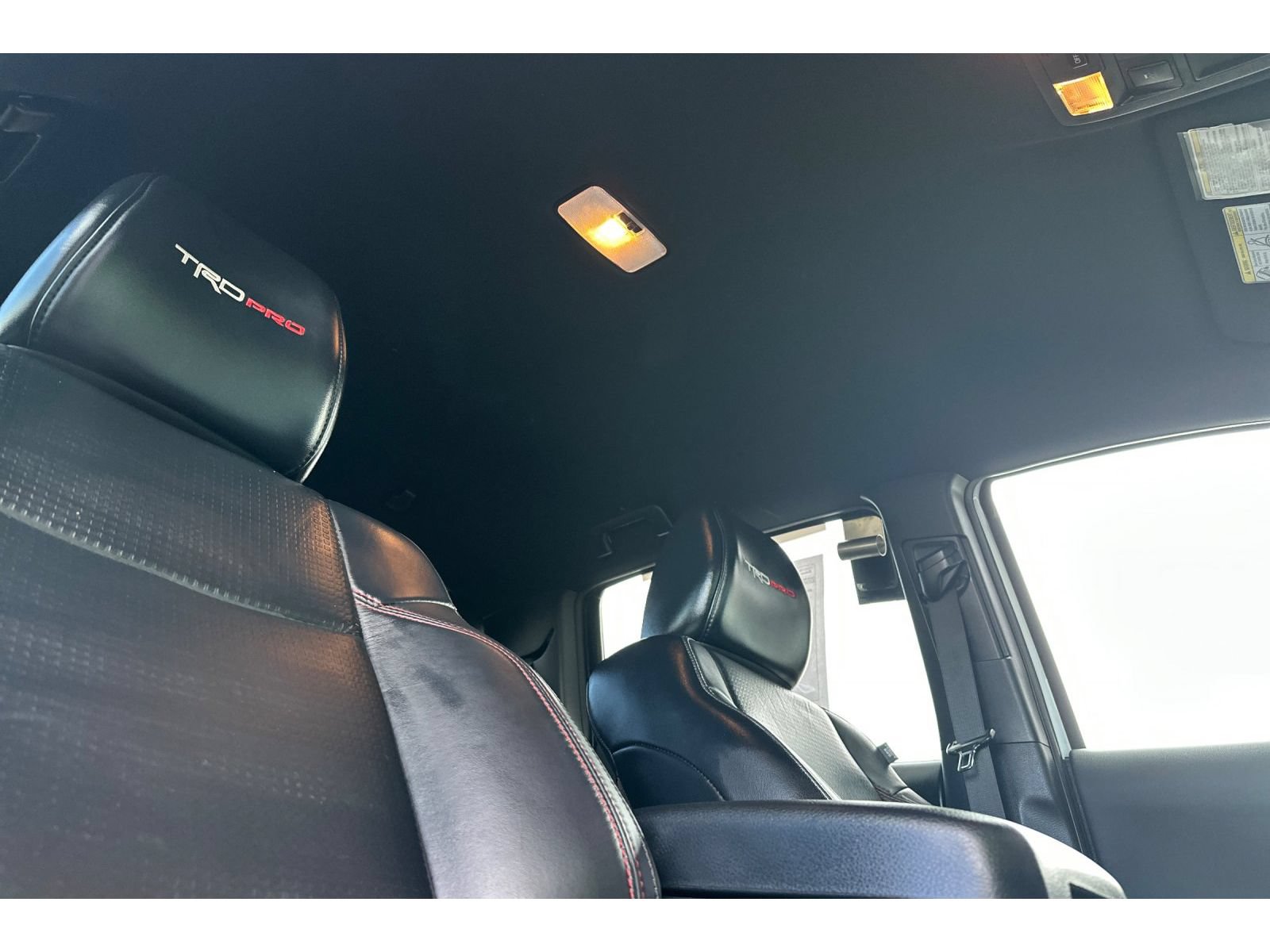 Used 2018 Toyota Tacoma TRD Pro AWD/4WD image 17